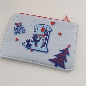 Fresh small wallet/coin bag
